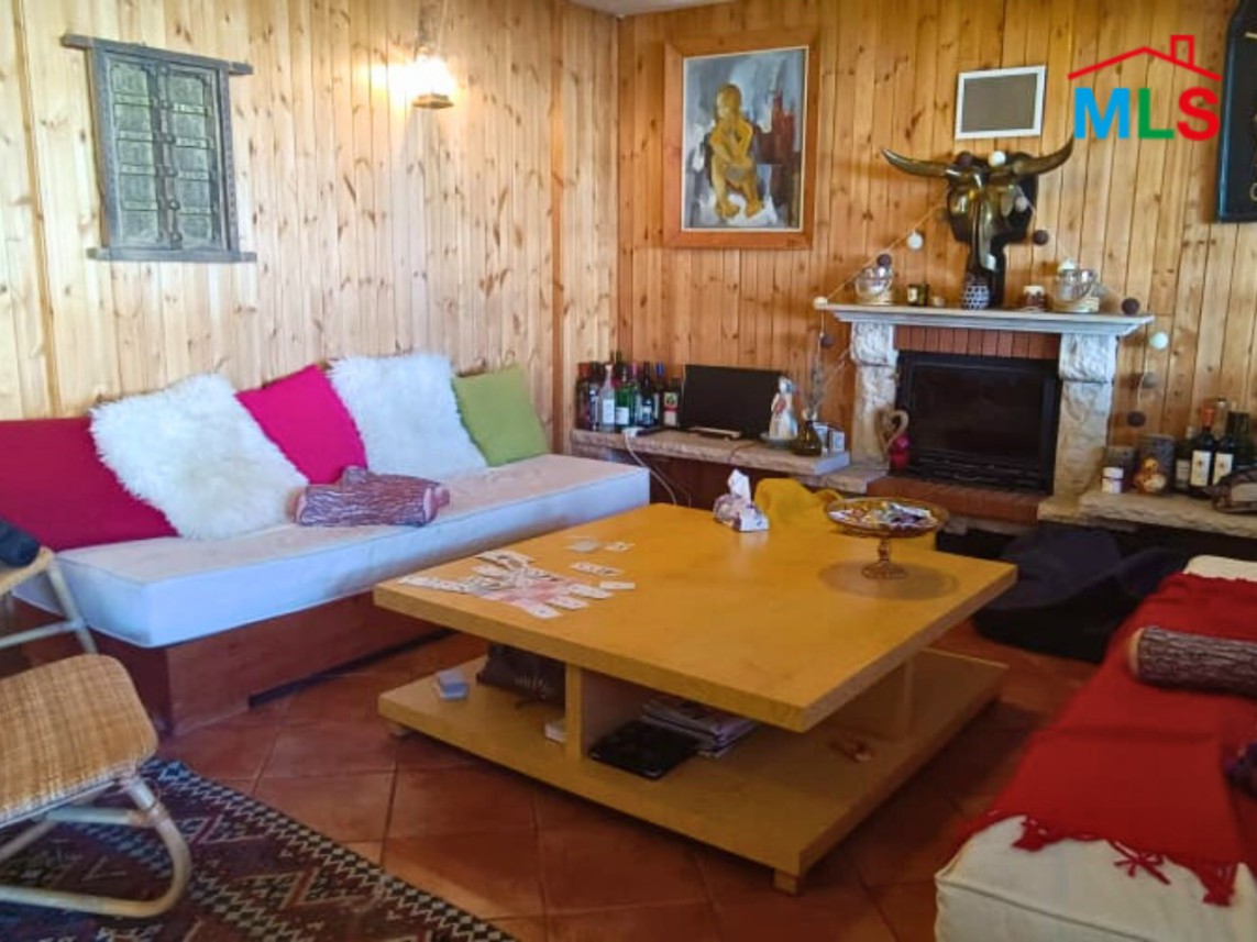 Decorated & Furnished Chalet With Garden For Sale in Plateau