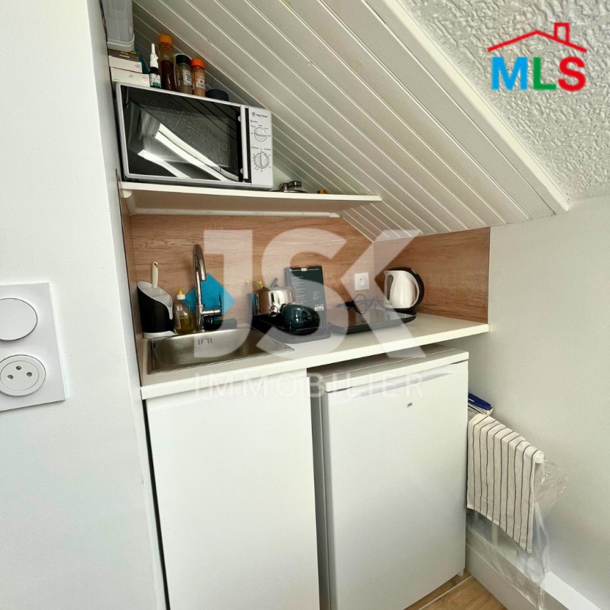 CHARMING STUDIO FOR SALE | PARIS 17ème | TERNES - 11 m2
