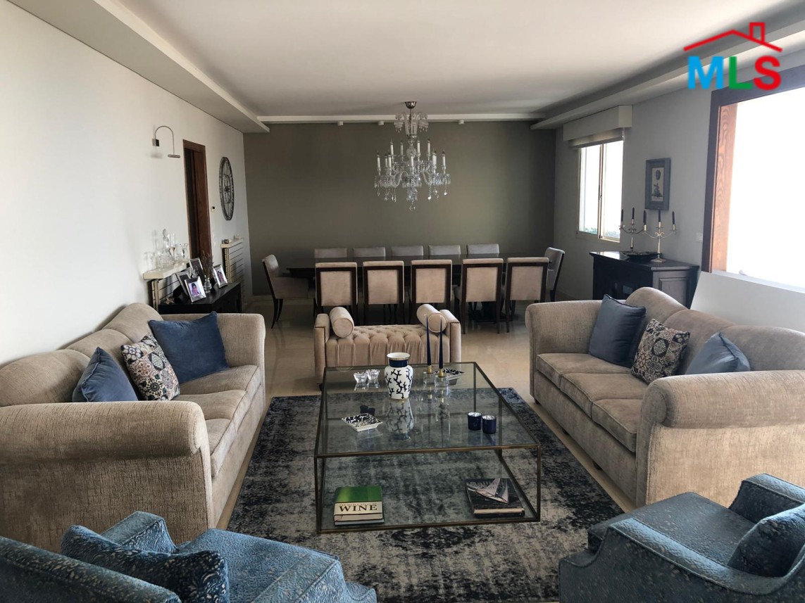 Spacious Luxurious Apartment For Sale In Hamra, Ras Beirut
