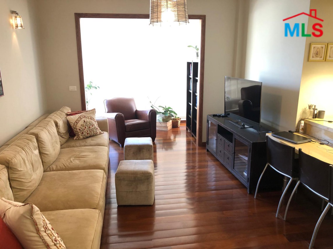 Spacious Luxurious Apartment For Sale In Hamra, Ras Beirut