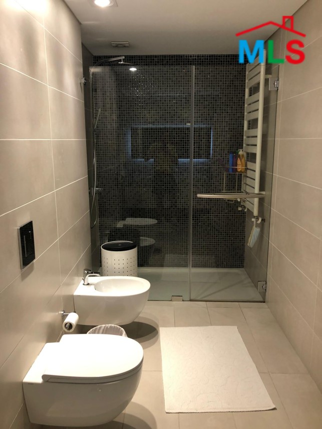 Spacious Luxurious Apartment For Sale In Hamra, Ras Beirut