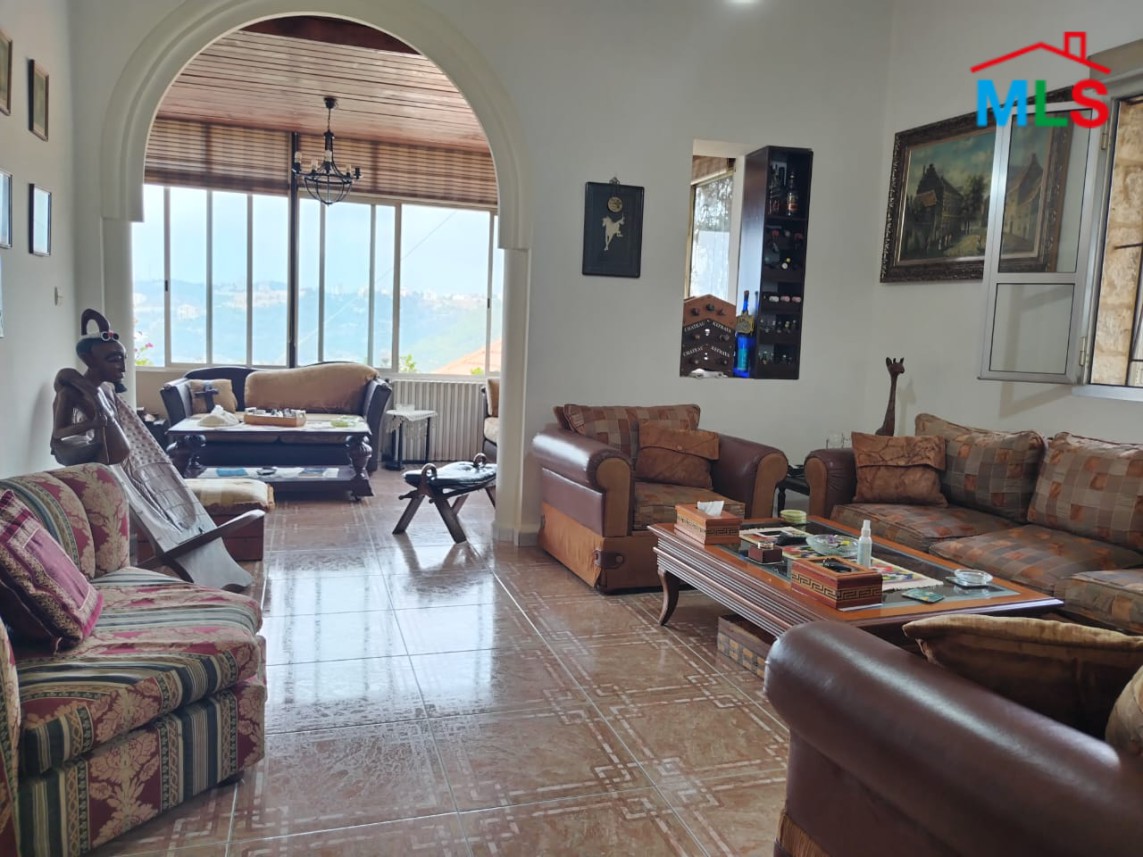 Old House For Sale in Ghazir With Mountain View