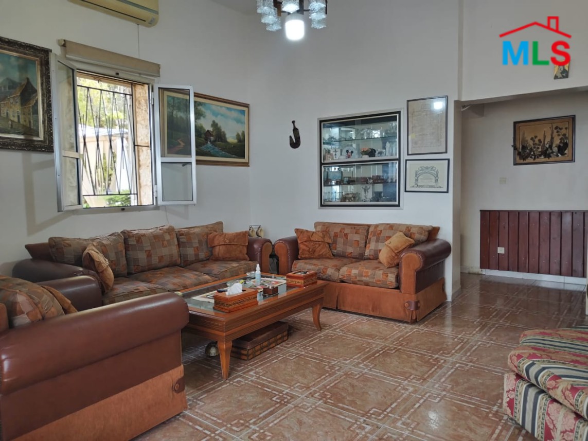 Old House For Sale in Ghazir With Mountain View