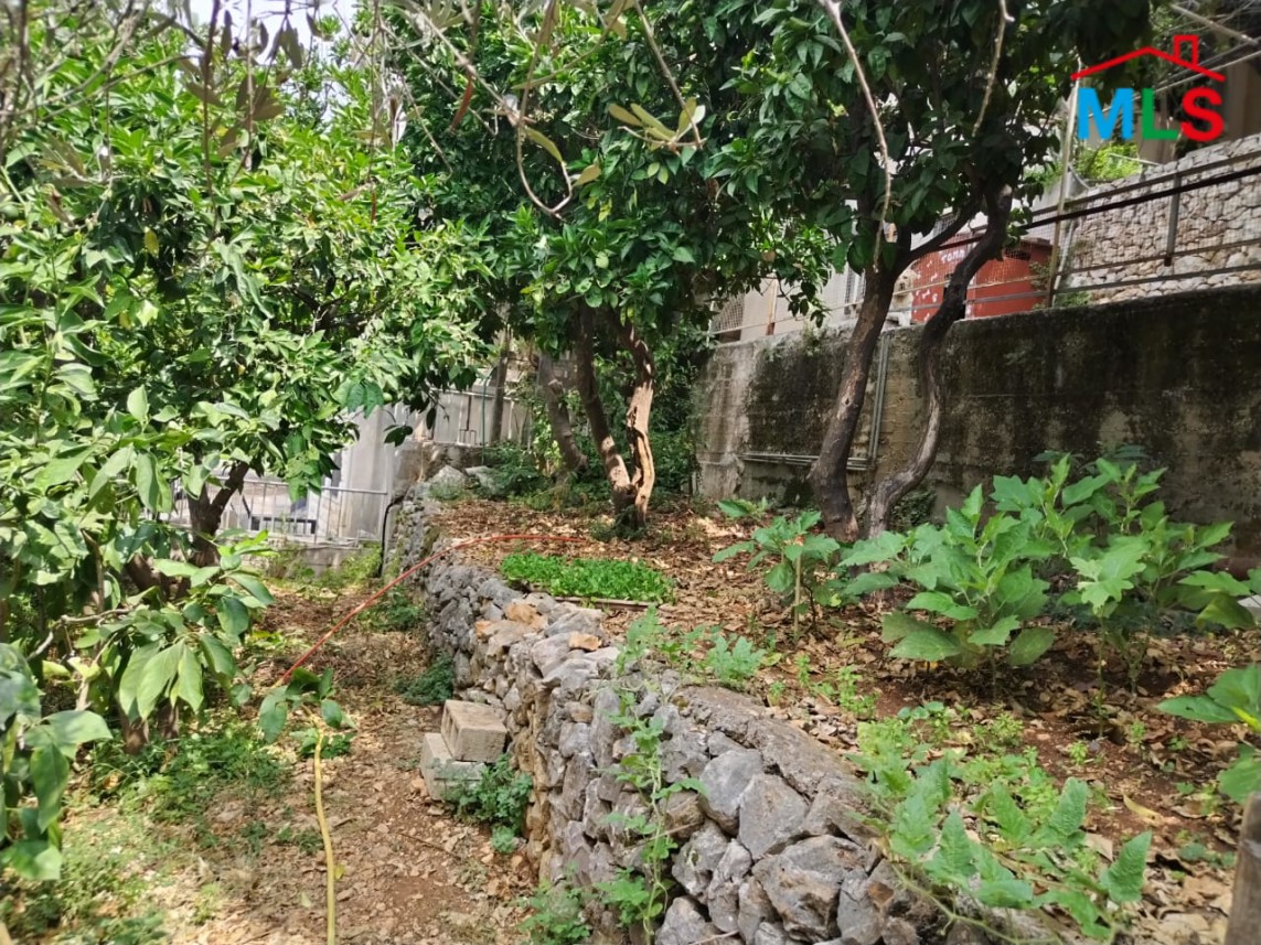 Old House For Sale in Ghazir With Mountain View
