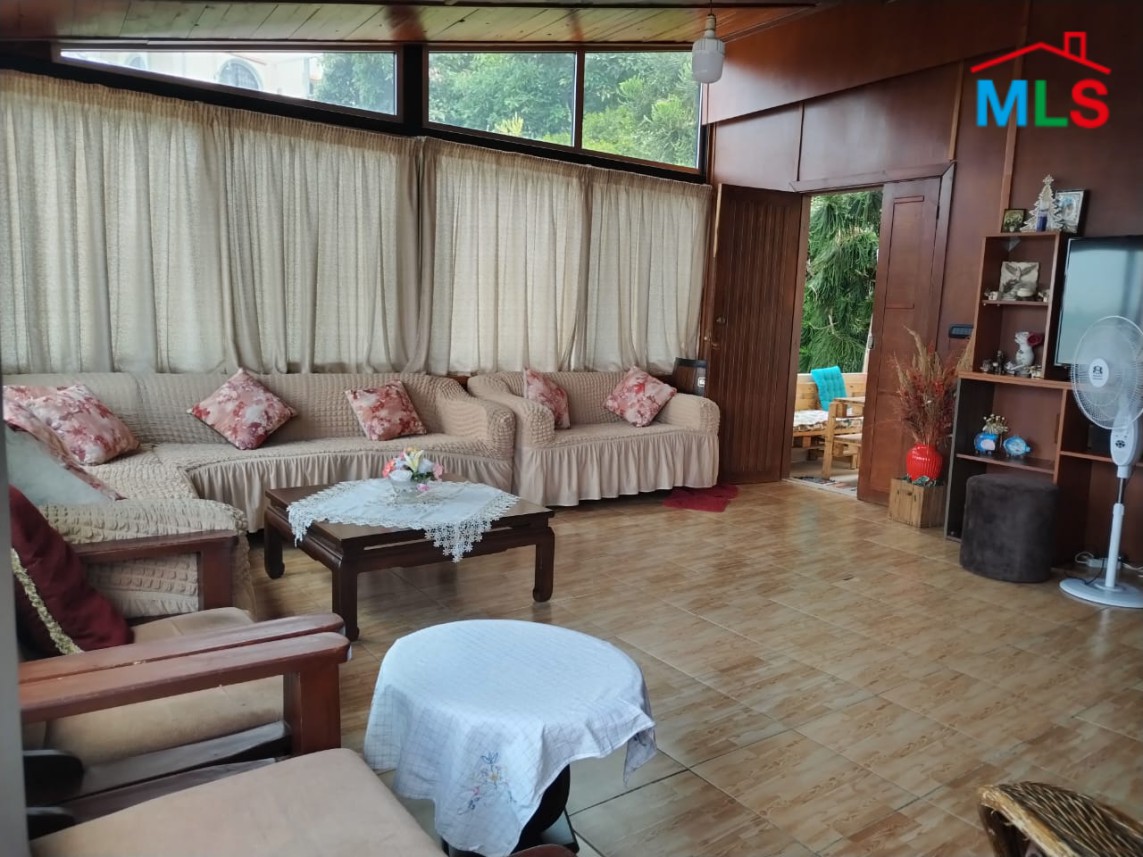 Old House For Sale in Ghazir With Mountain View