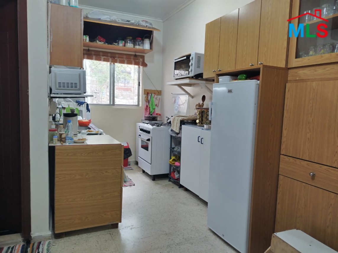 Old House For Sale in Ghazir With Mountain View