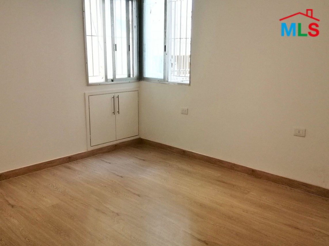 Spacious & Bright Renovated 3-Bedroom Apartment For Sale in Achrafieh, Nazareth
