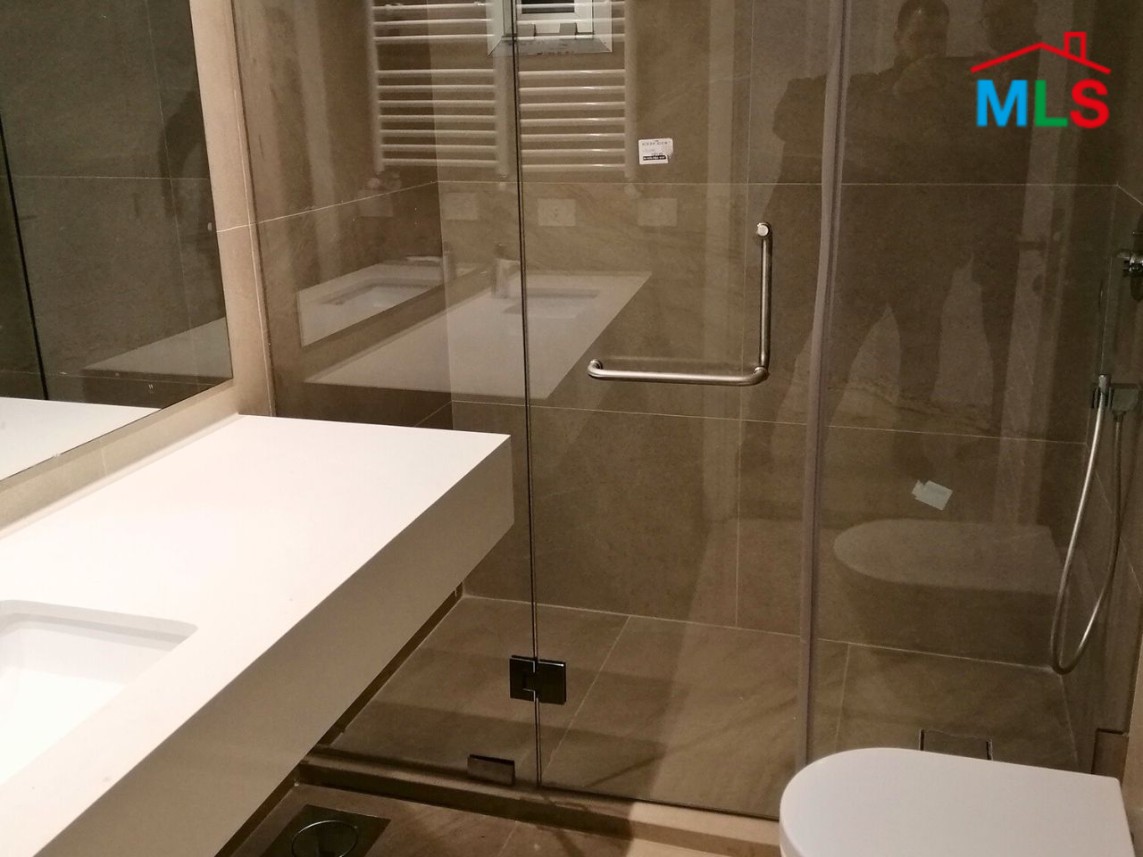 Spacious & Bright Renovated 3-Bedroom Apartment For Sale in Achrafieh, Nazareth
