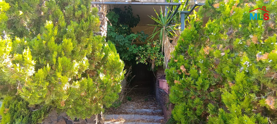 Hotel For Sale In Azra- Needs Renovation