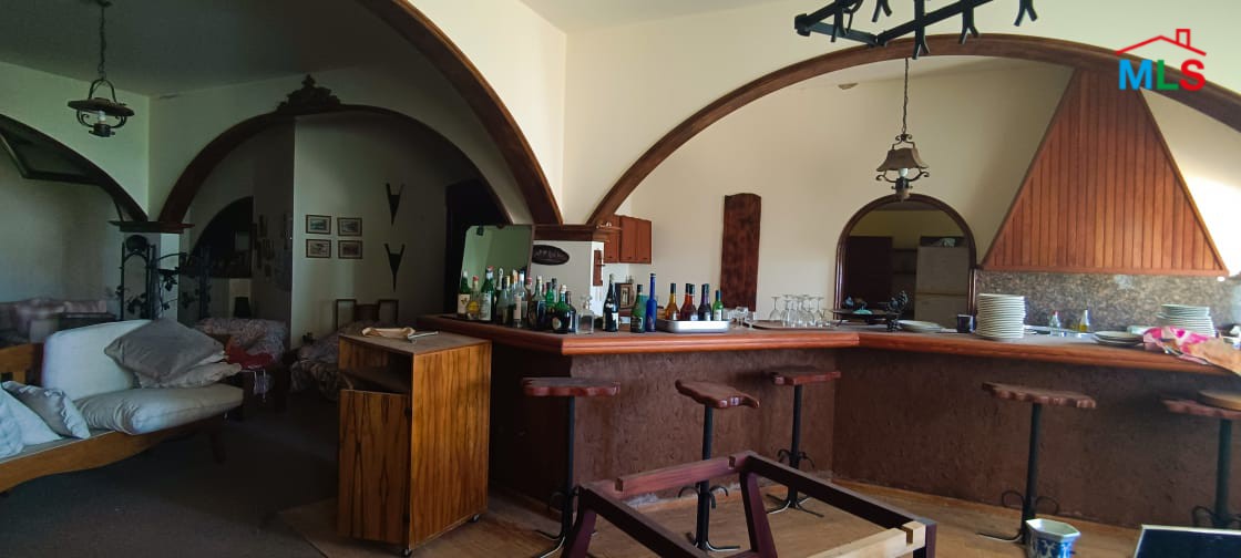 Hotel For Sale In Azra- Needs Renovation
