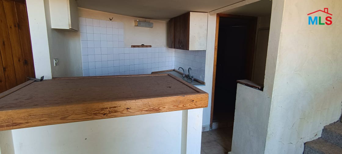 Hotel For Sale In Azra- Needs Renovation