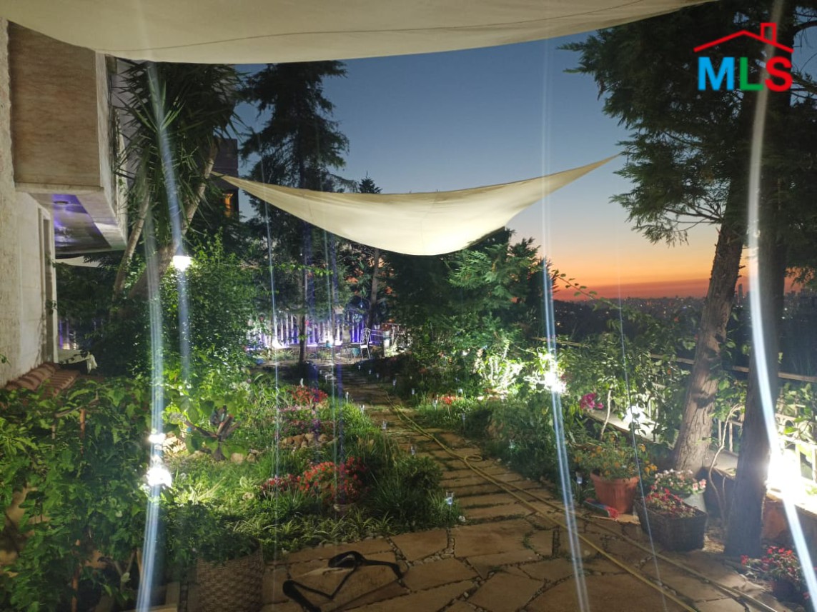 Spacious Sublime Villa With Garden For Sale In Mansourieh