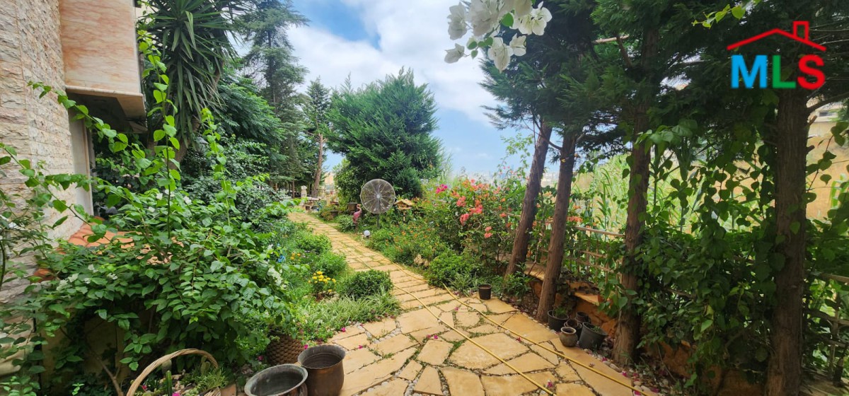 Spacious Sublime Villa With Garden For Sale In Mansourieh