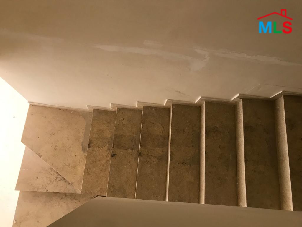 Spacious Duplex For Sale in Mazraat Yachouh