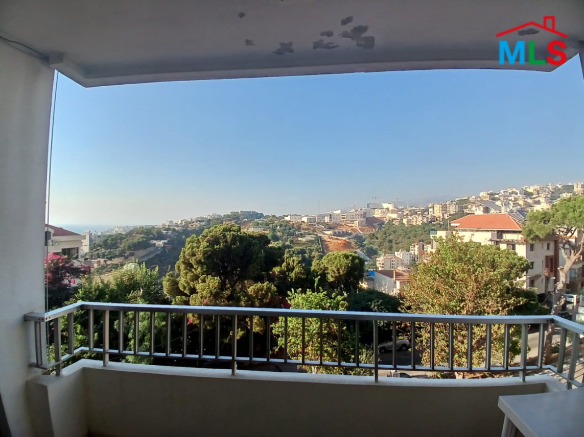 Spacious Apartment for Sale In Naccache