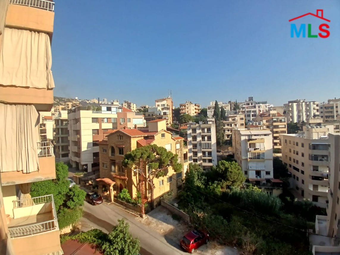 Spacious Apartment for Sale In Naccache