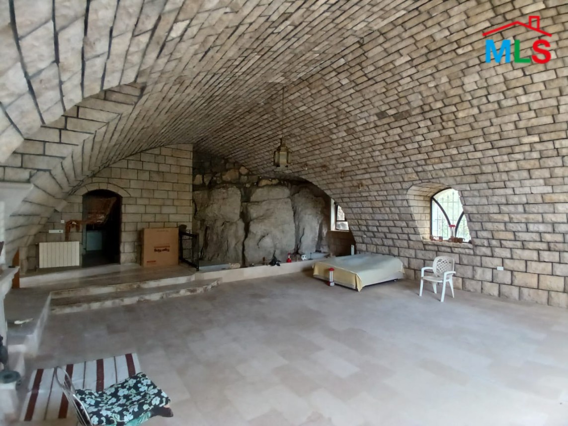 1,250 SQM Villa With 1,600 SQM Land For Sale in Bikfaya-Ain el Ash