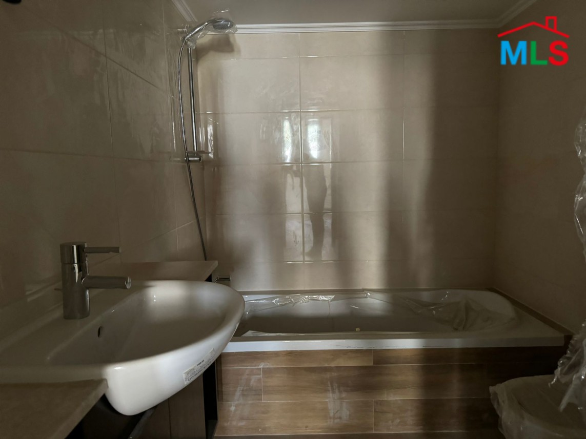 Spacious Luxurious Apartment For Sale In Monteverde