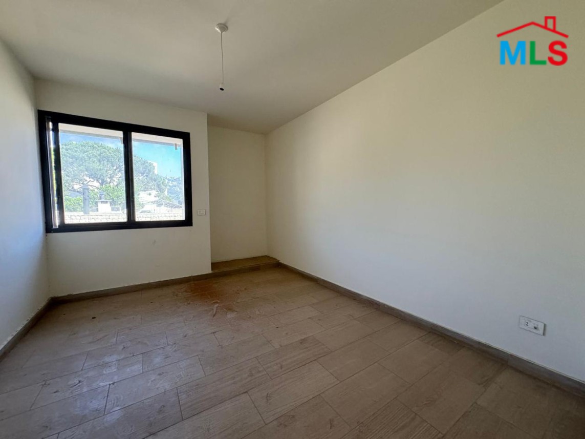 Spacious Luxurious Apartment For Sale In Monteverde