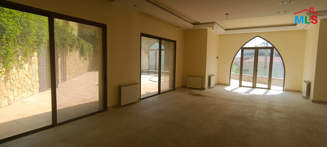 Triplex Villa For Sale in Chnaniir With Panoramic View