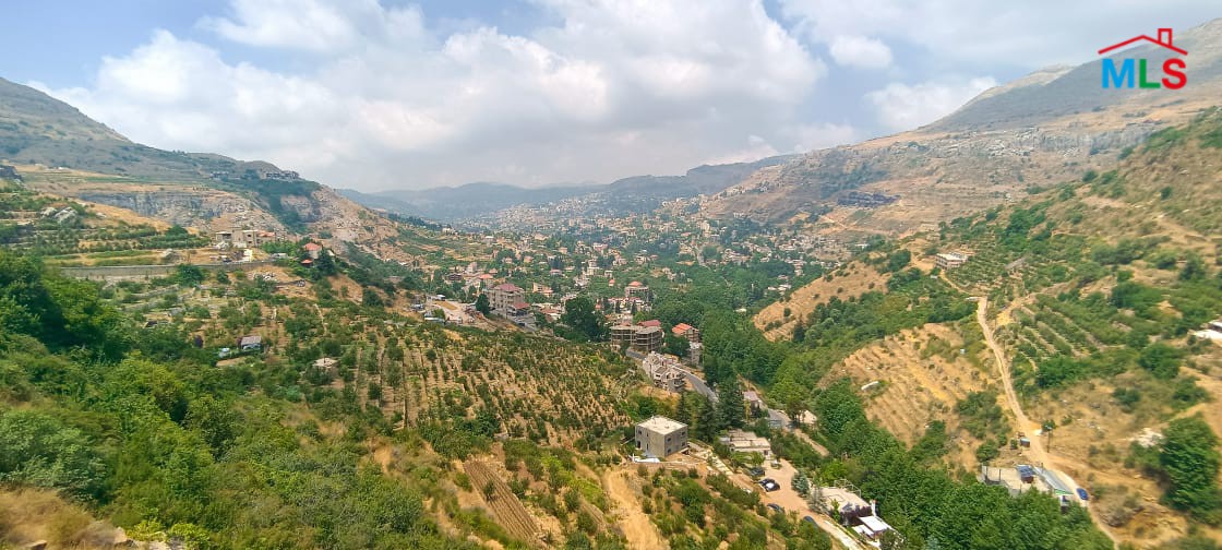 900 SQM Land For Sale in Faraya With Mountain View