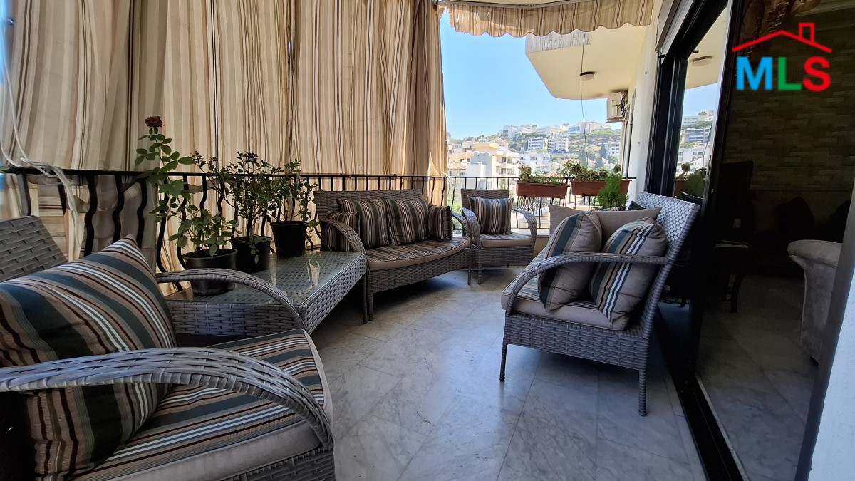 Apartment For Sale In The Middle Of Jbeil City