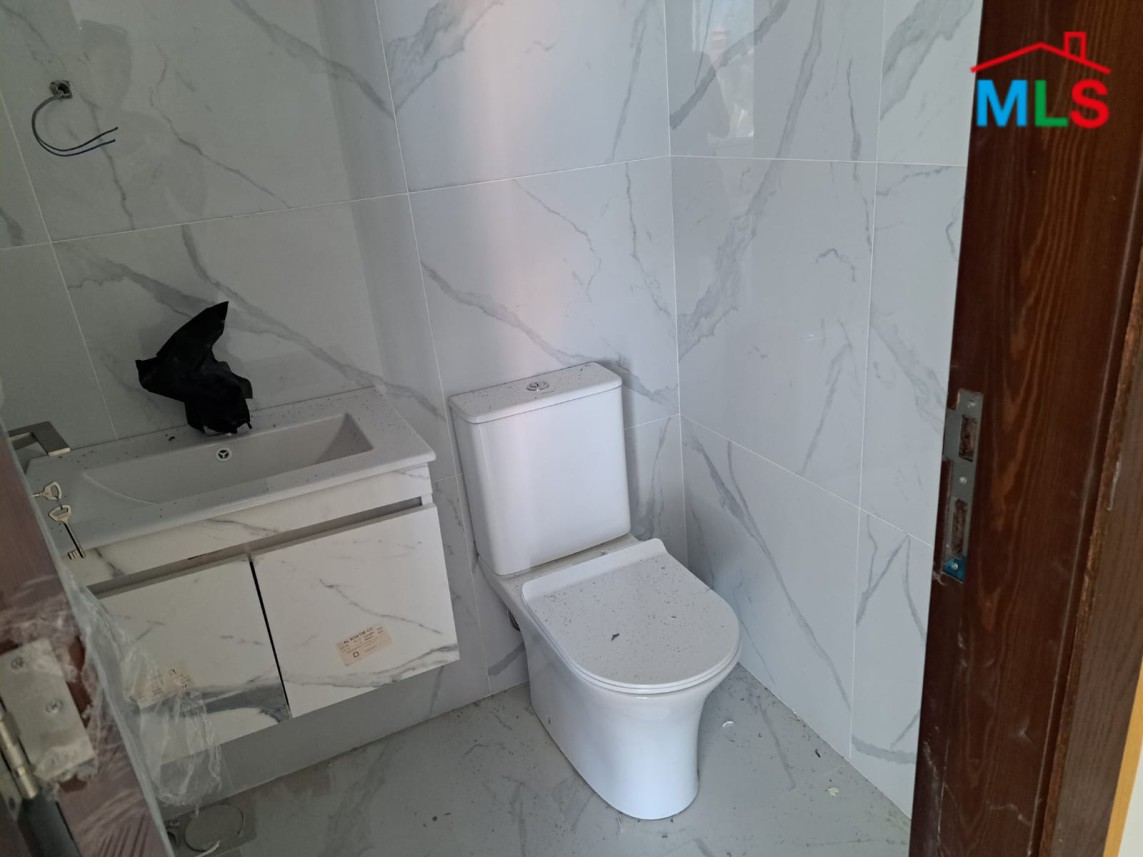 3-Bedroom Apartment For Sale in Hosrayel