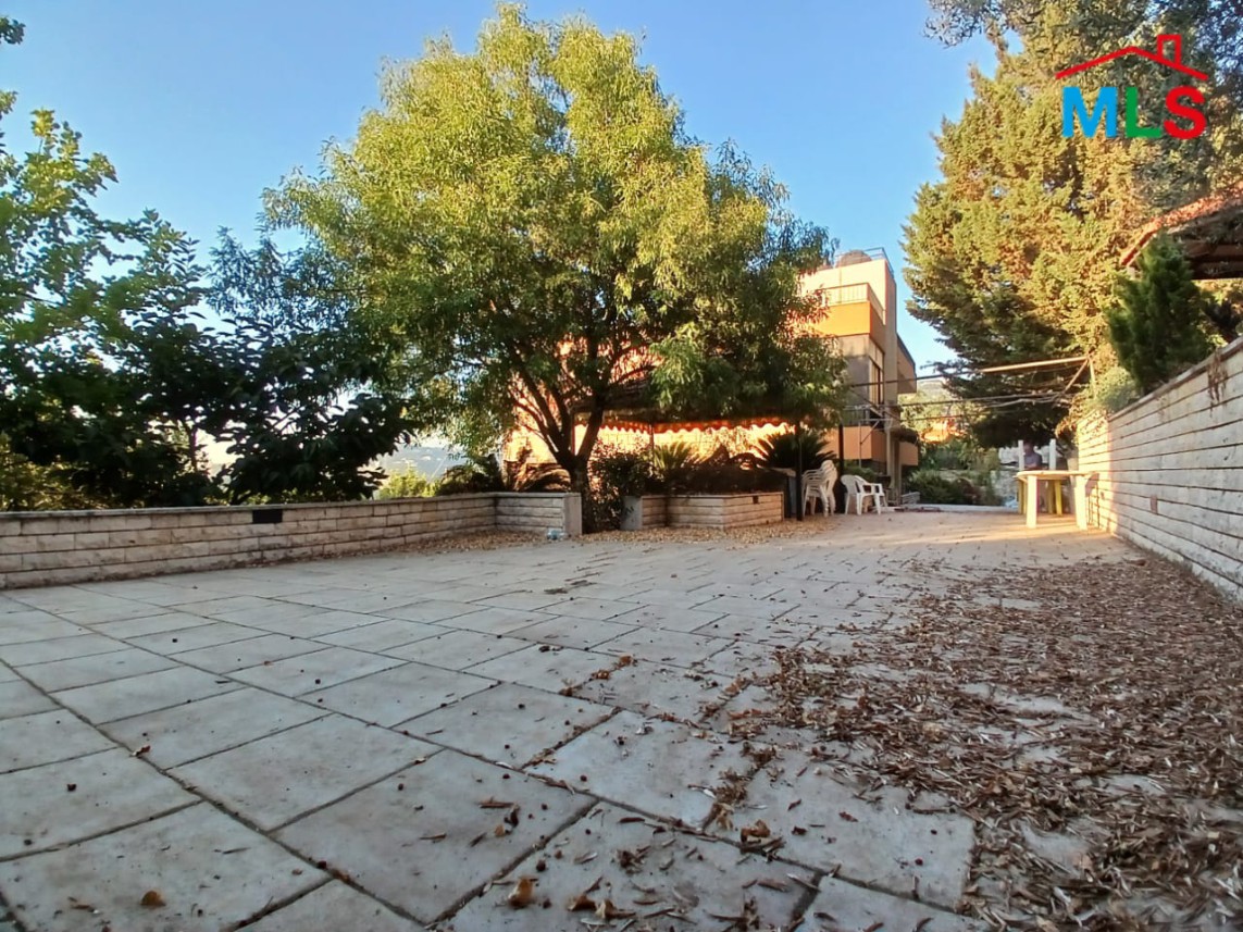 1,802 SQM Land With Old Building For Sale In Nabey
