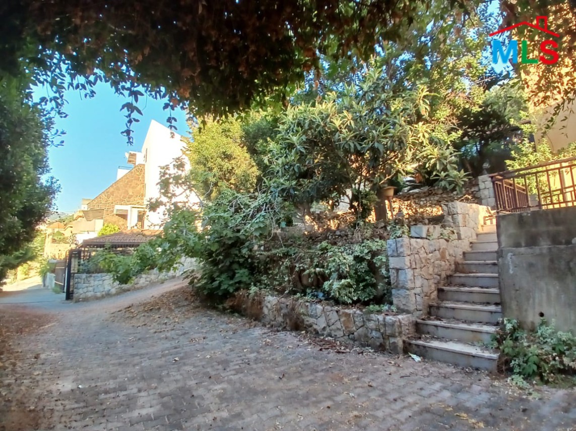 1,802 SQM Land With Old Building For Sale In Nabey