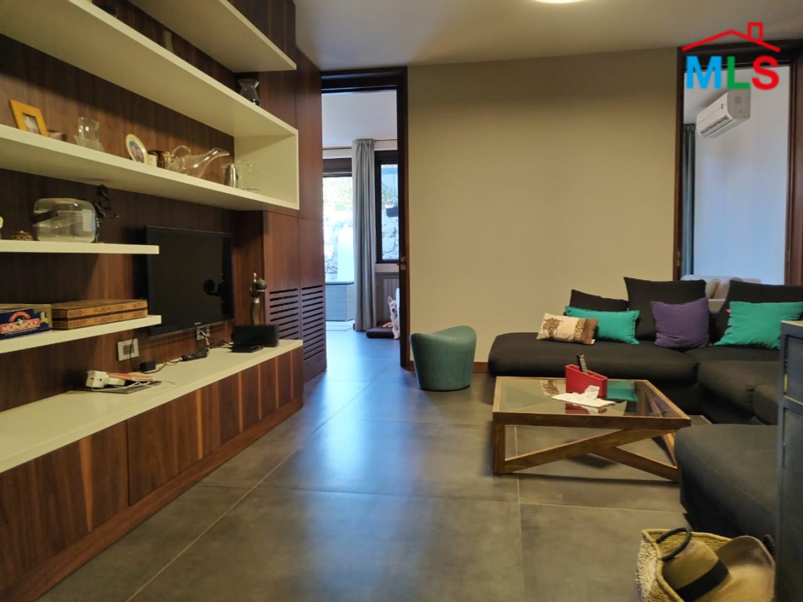 Unfurnished Apartment With Garden And Terrace for Sale In Rayfoun