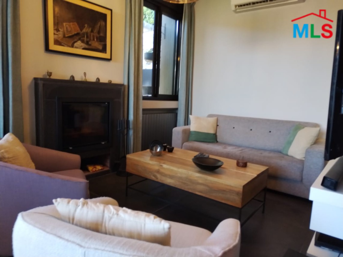 Unfurnished Apartment With Garden And Terrace for Sale In Rayfoun
