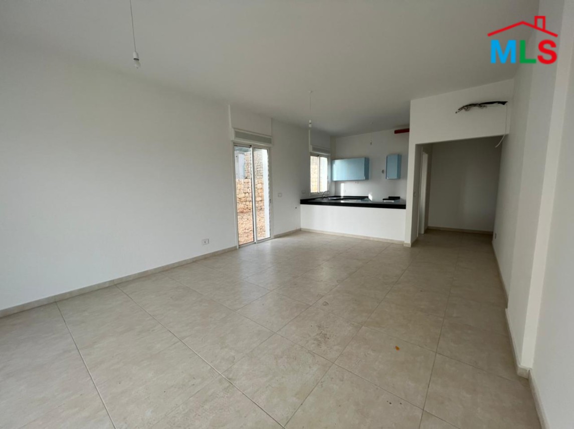 Apartment For Sale in Jbeil