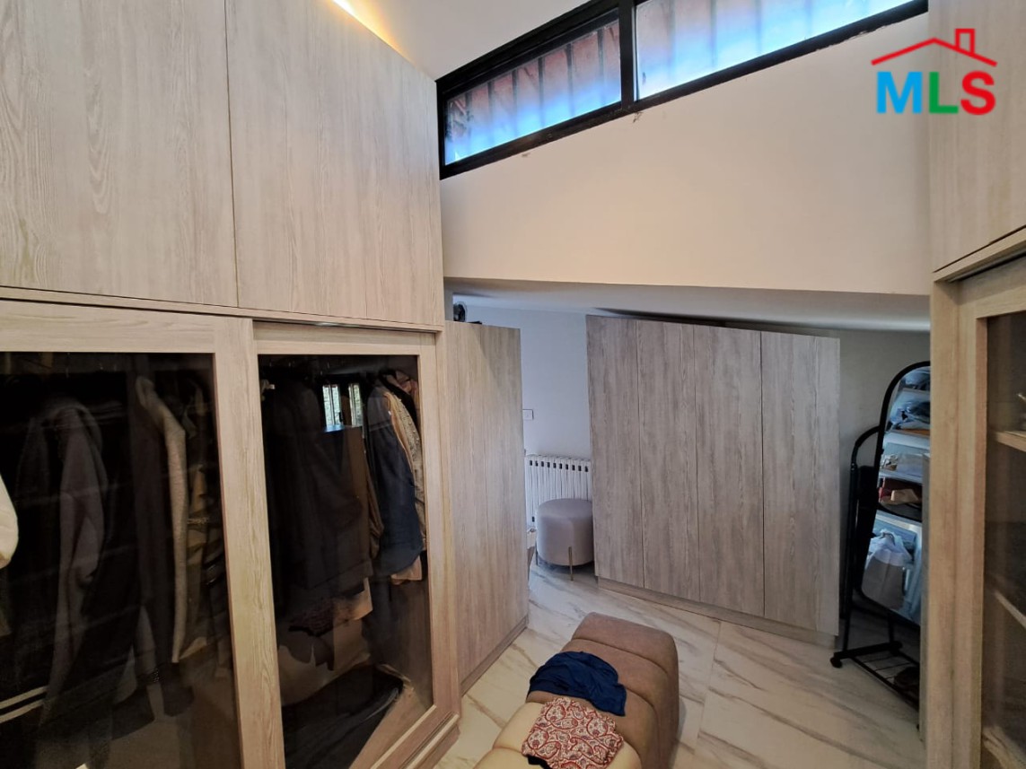 Spacious Duplex With Panoramic View For Sale In Biyada
