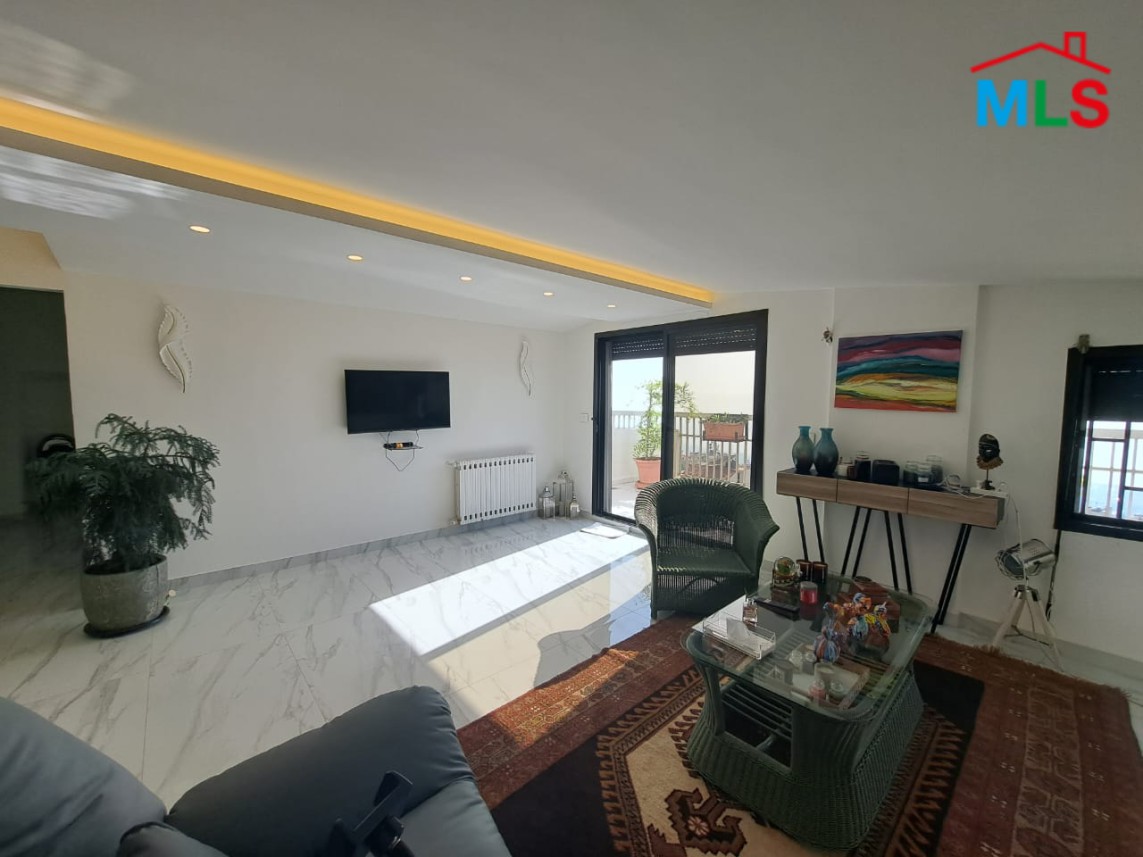 Spacious Duplex With Panoramic View For Sale In Biyada