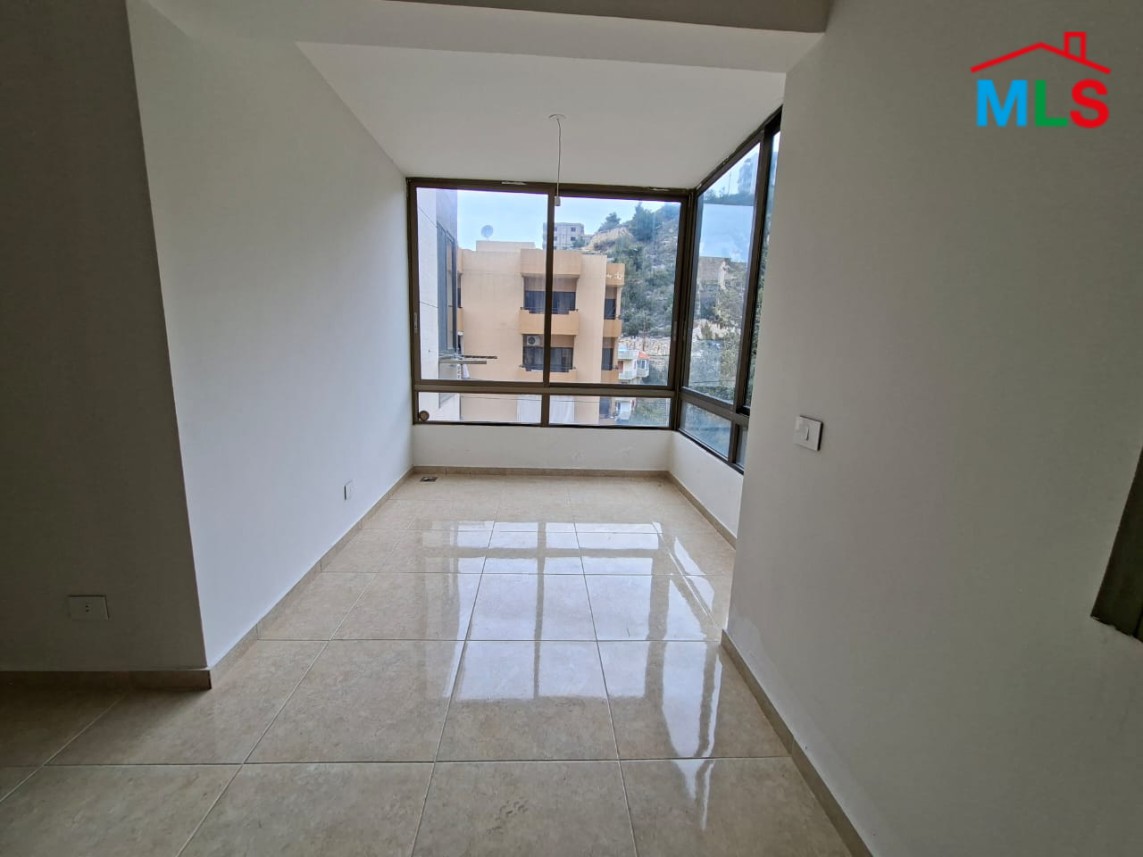 Brand New Apartment for Sale in Blat, Mastita With Terrace