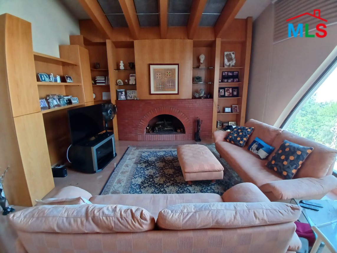 Fully Furnished Decorated Modern High-End Villa With Garden For Sale In Ain Aar