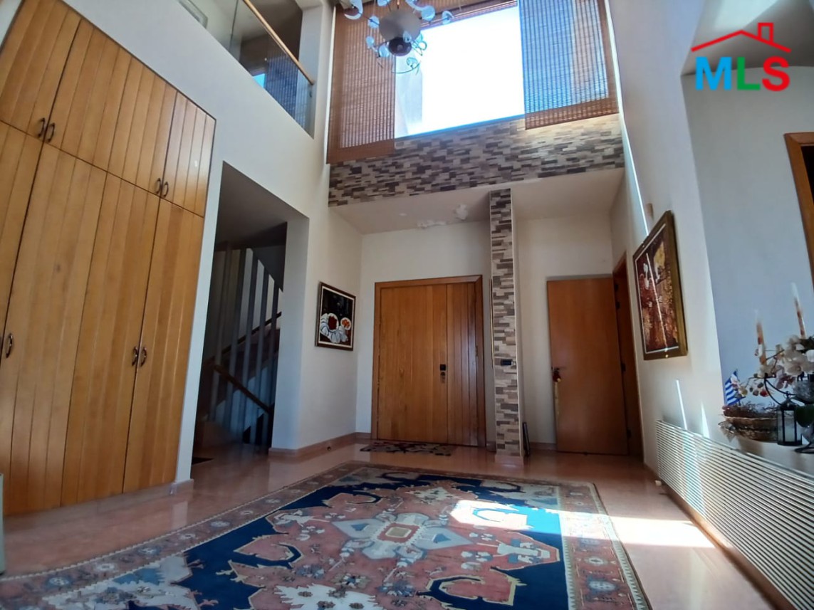 Fully Furnished Decorated Modern High-End Villa With Garden For Sale In Ain Aar