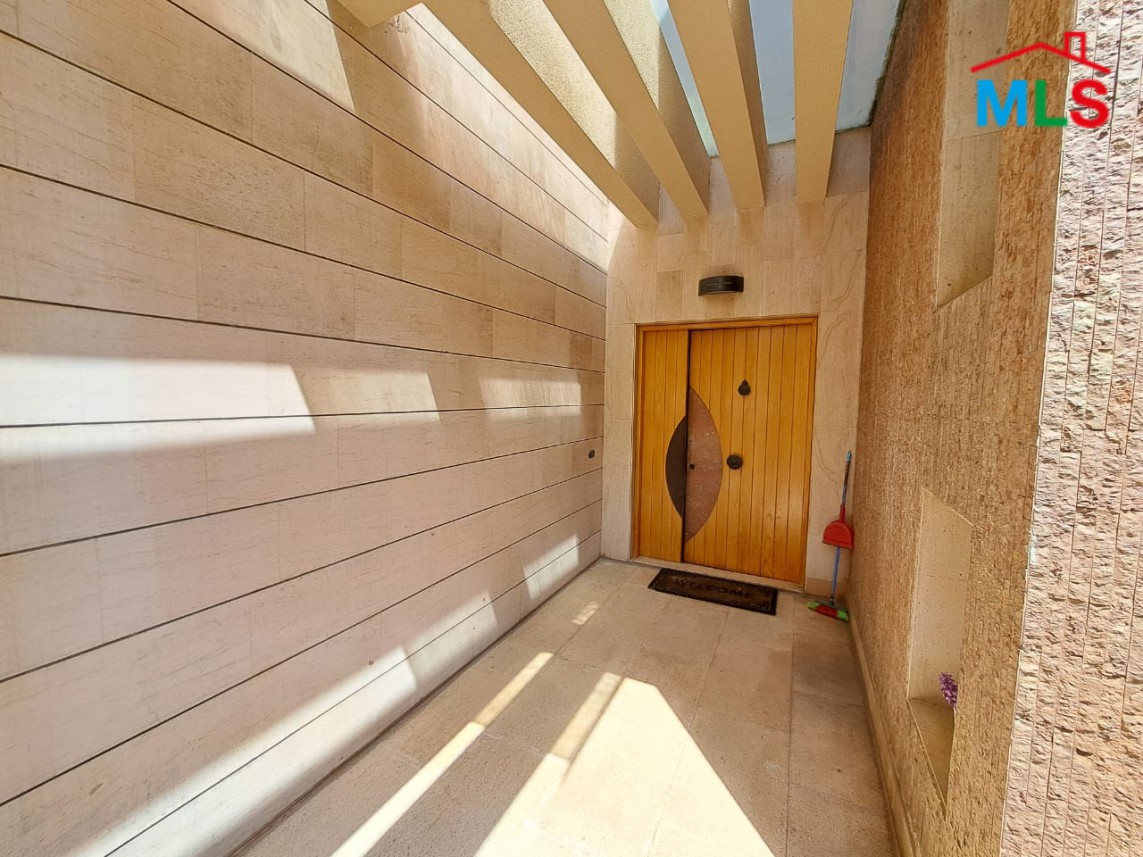Fully Furnished Decorated Modern High-End Villa With Garden For Sale In Ain Aar