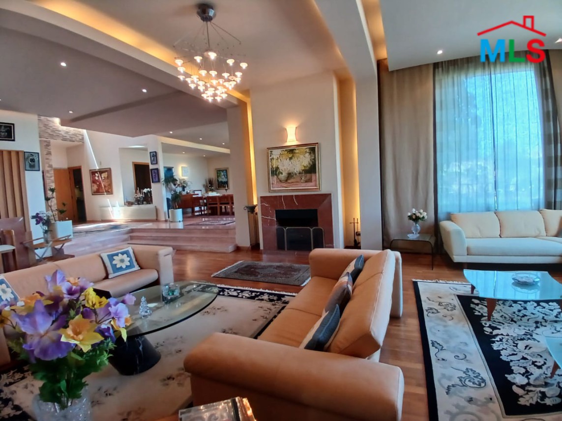 Fully Furnished Decorated Modern High-End Villa With Garden For Sale In Ain Aar