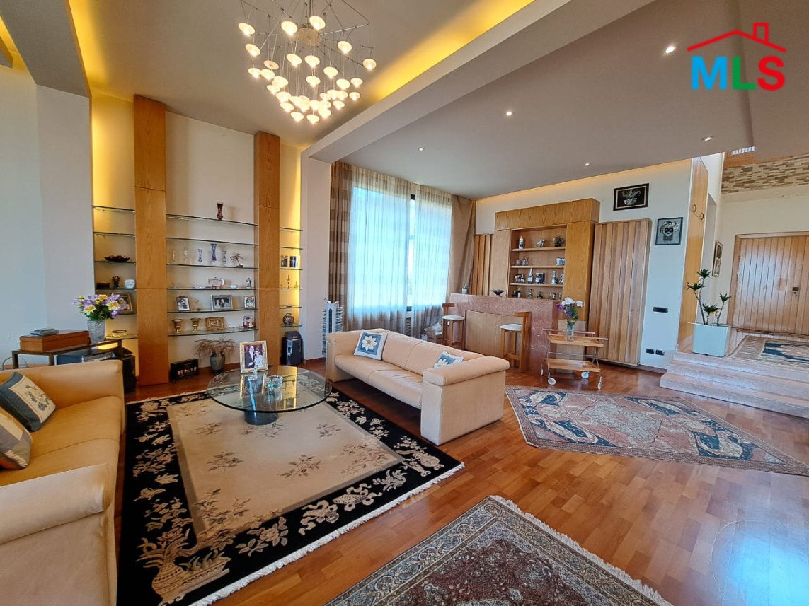 Fully Furnished Decorated Modern High-End Villa With Garden For Sale In Ain Aar