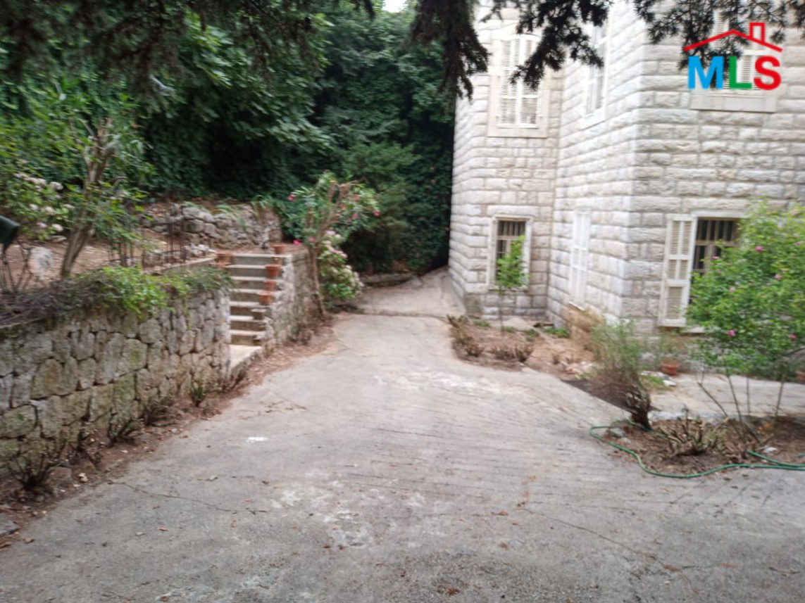 An Old Traditional House With Land & Partial View for Sale In Bikfaya