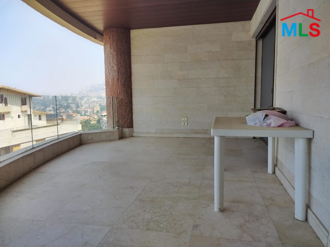 Apartment With Seaview for Sale In Kfarhbeib