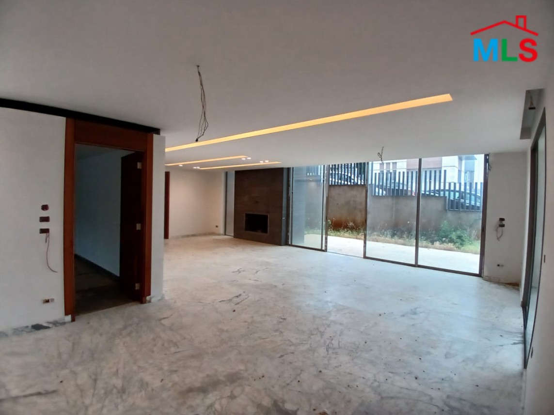 Spacious Apartment With Terrace And Garden for Sale in Biyada