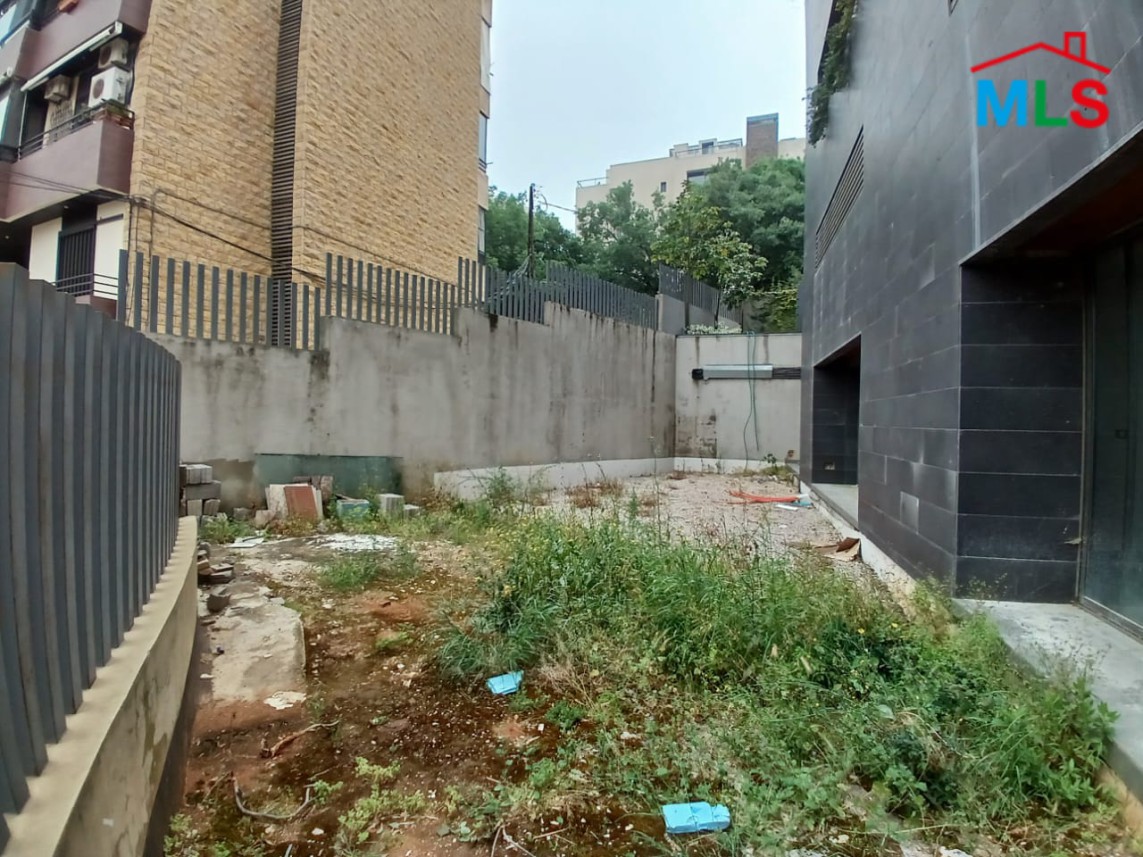 Spacious Apartment With Terrace And Garden for Sale in Biyada