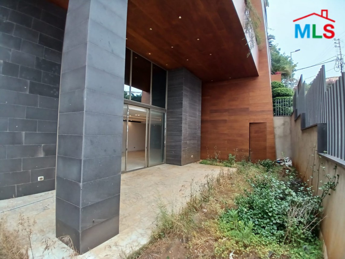 Spacious Apartment With Terrace And Garden for Sale in Biyada