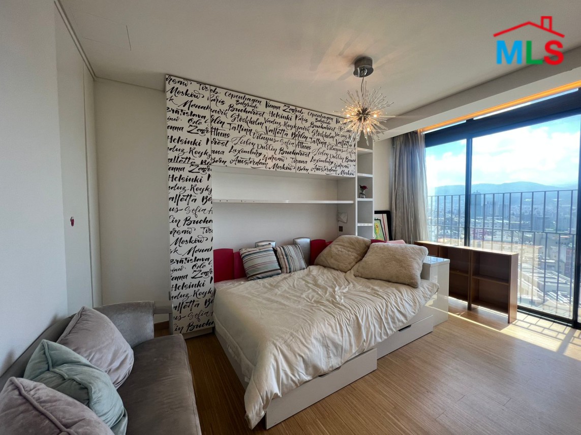Ideal Penthouse with Rooftop Pool for Sale In Achrafieh
