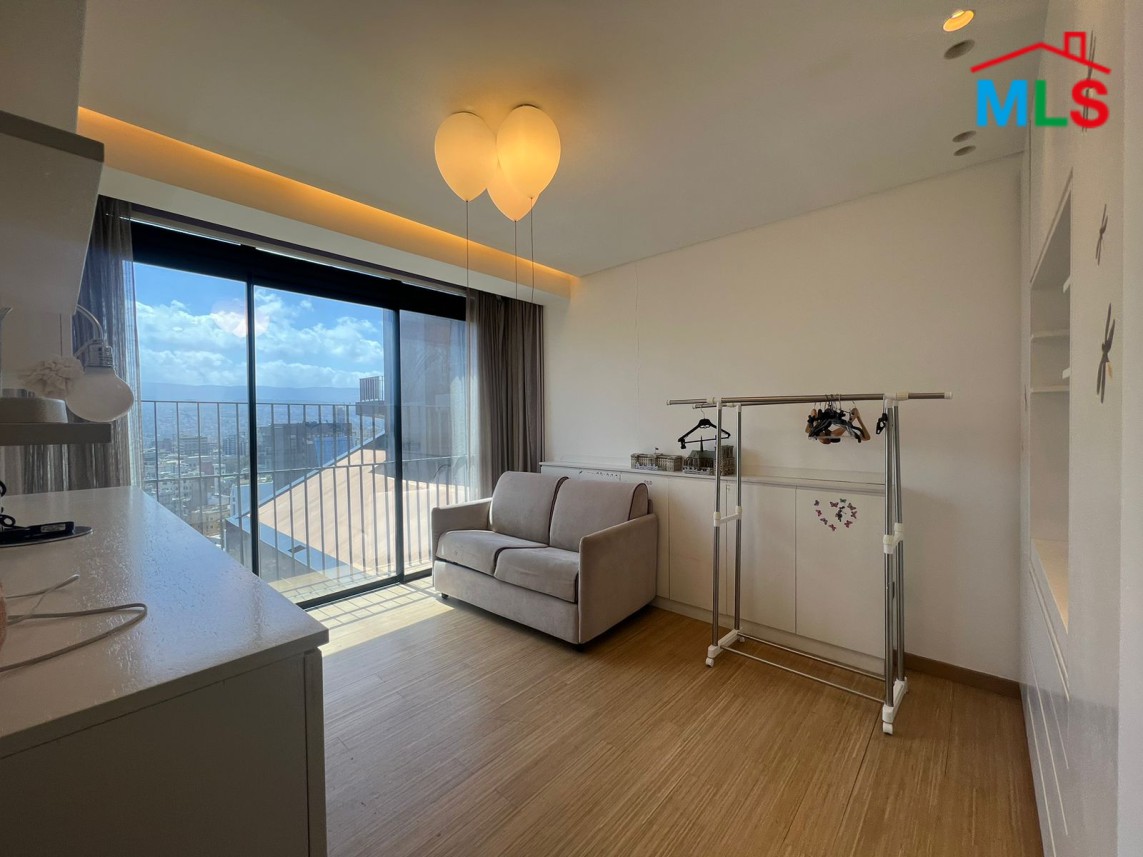 Ideal Penthouse with Rooftop Pool for Sale In Achrafieh