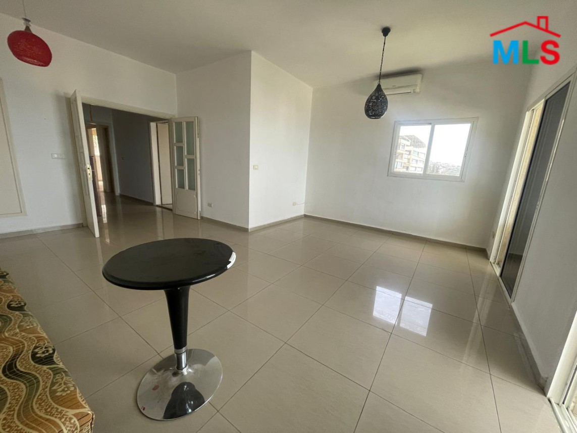 Apartment With Seaview for Sale In Nahr Ibrahim