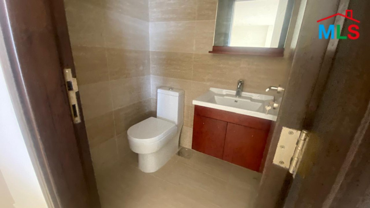 Brand New Apartment With Roof & View for Sale In Calm Area In Zikrit