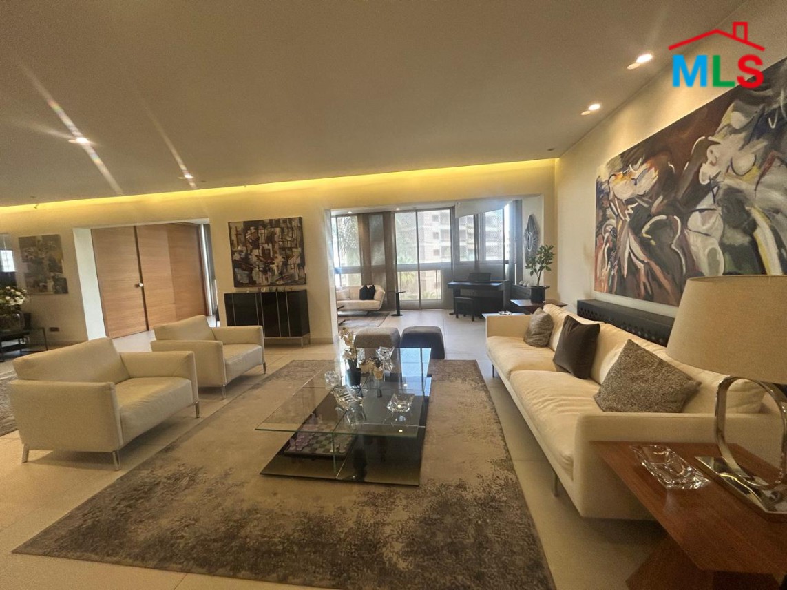 Beautiful Unfurnished 4-Bedroom Apartment for Sale In Jnah